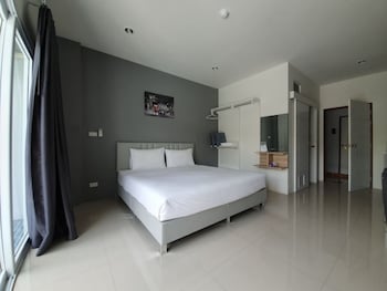 big buddha hillside hotel