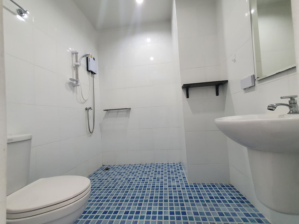 big buddha hillside hotel