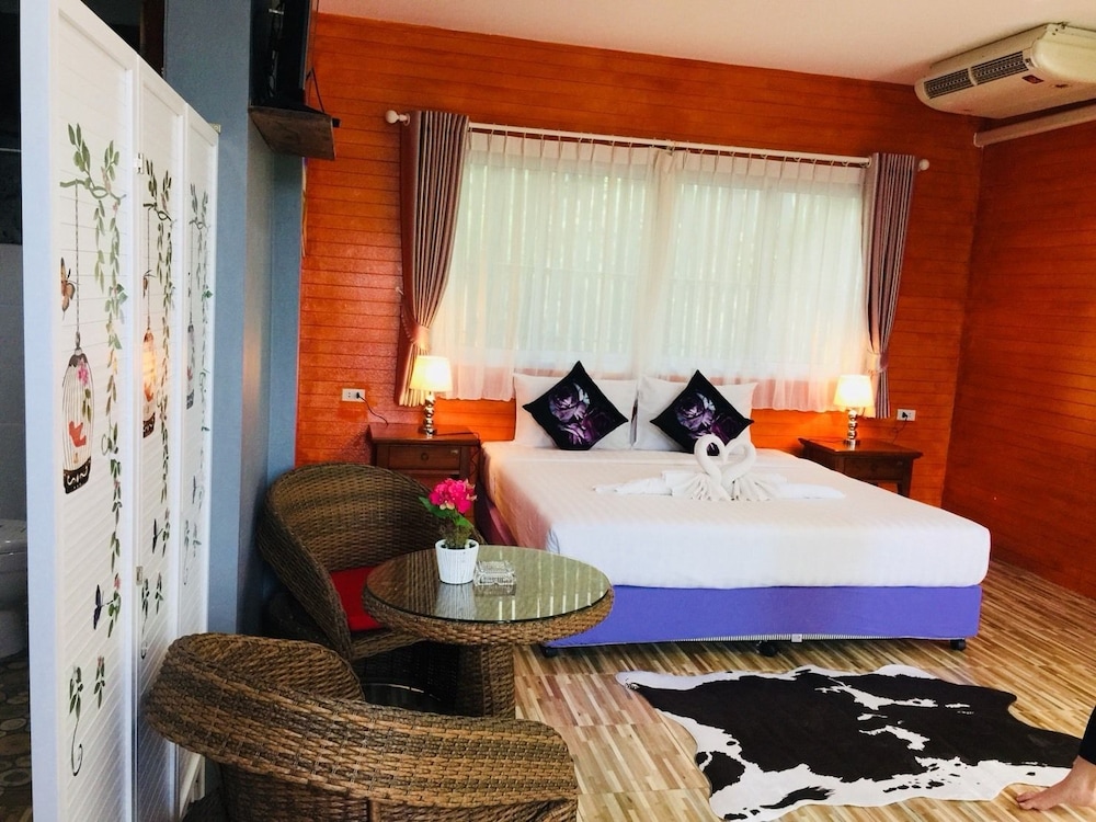 greenery resort koh tao