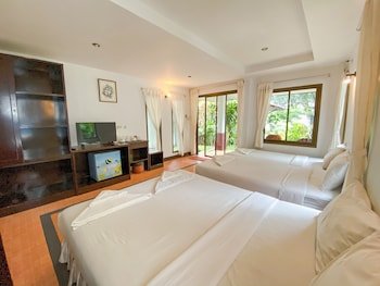 samui honey backpacker bungalow