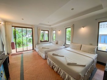 samui honey backpacker bungalow