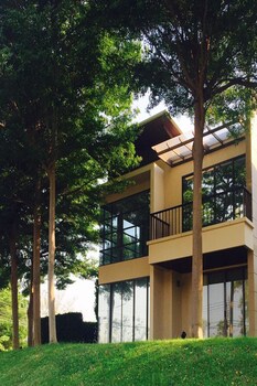 palm crescent huahin resort