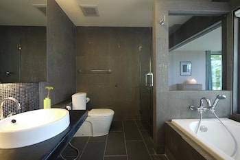 palm crescent huahin resort