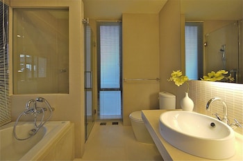 palm crescent huahin resort