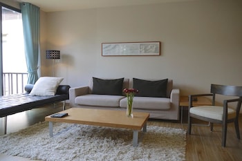 palm crescent huahin resort