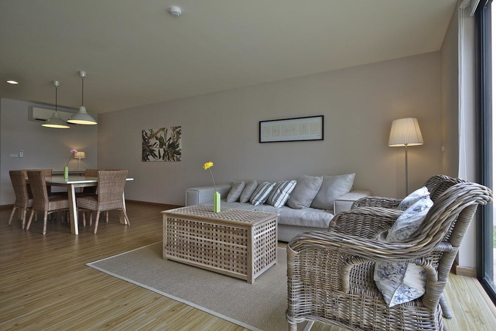 palm crescent huahin resort