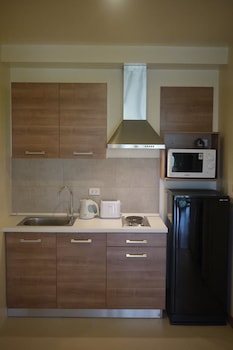 palm crescent huahin resort