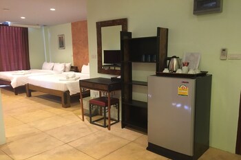 Arcadia Maephim Serviced Apartment,Near Laem Mae Phim Beach,4 star