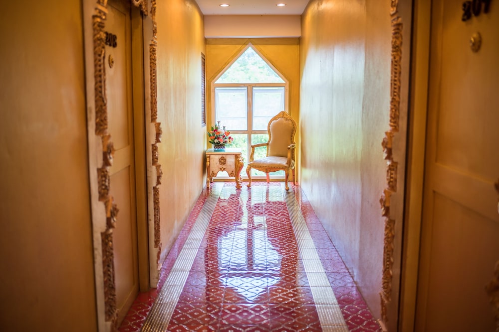 nakaraj princess chiang rai walking street