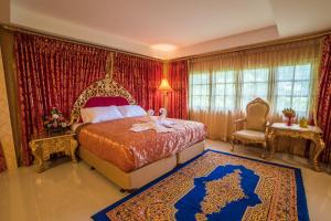 nakaraj princess chiang rai walking street