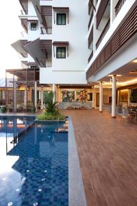 Rk Riverside Resort & Spa,Nakhon Chai Si>>Bangkok,4 star