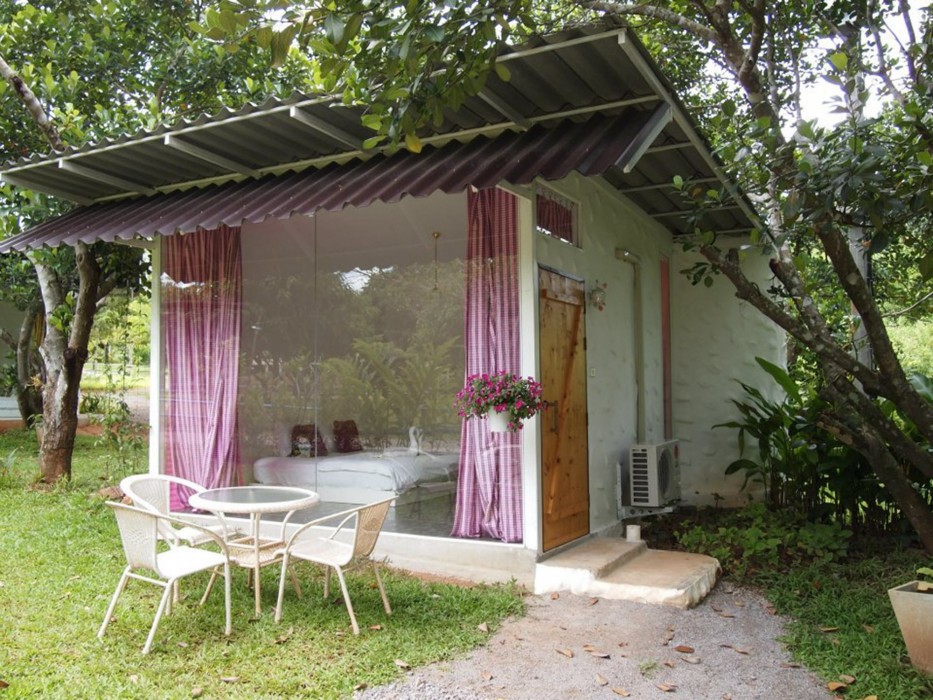 porploen hip resort at suanphung