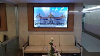 aek udon apartment