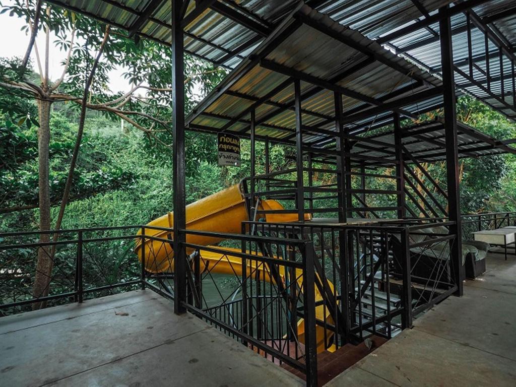 natthapon resort