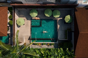 de malee pool villas