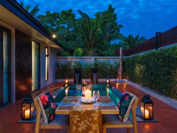 de malee pool villas