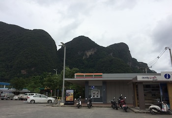 lukmuang 2 hotel