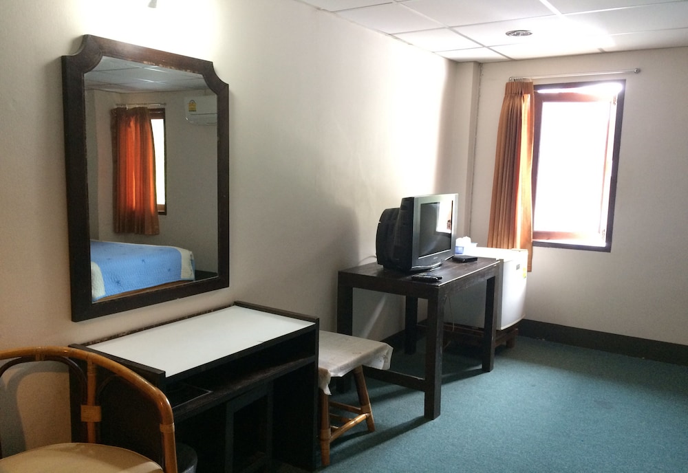 lukmuang 2 hotel