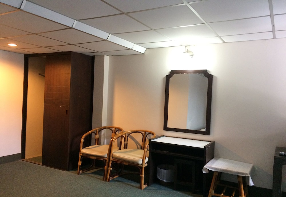 lukmuang 2 hotel