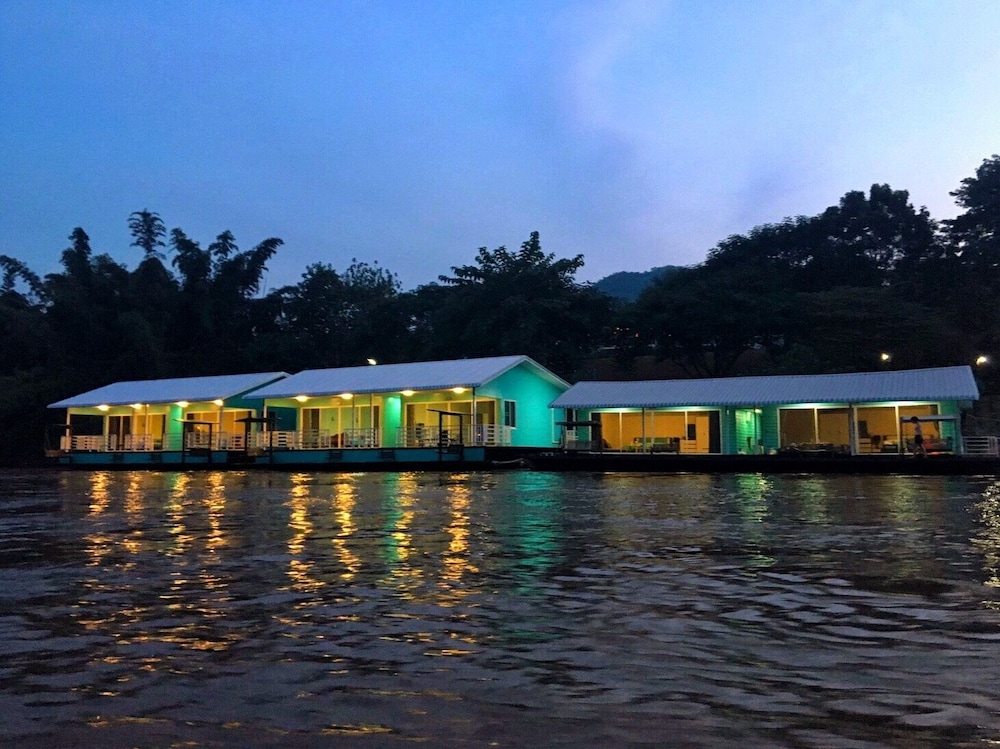 The Green House Kanchanaburi,Sai Yok>>Kanchanaburi,3 star