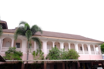 pluak daeng