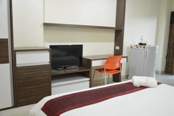 bright apartment hat yai