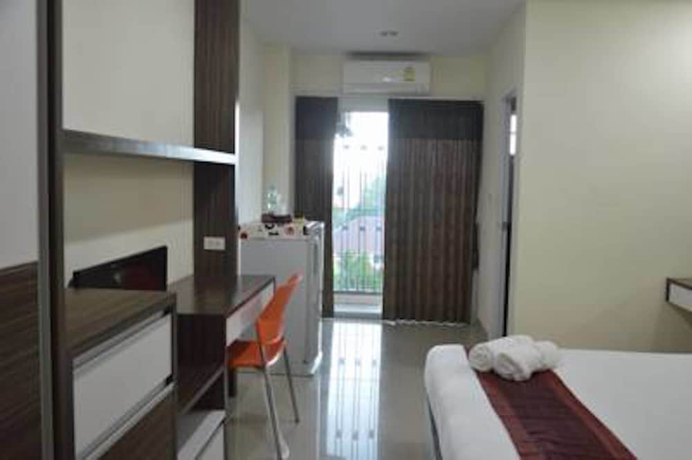 bright apartment hat yai