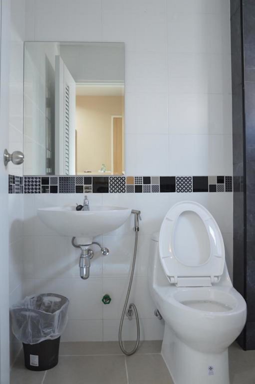 bright apartment hat yai