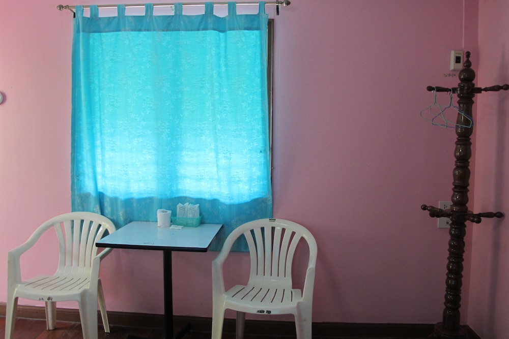 the green resort sri racha