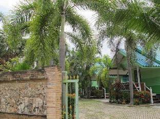 the green resort sri racha