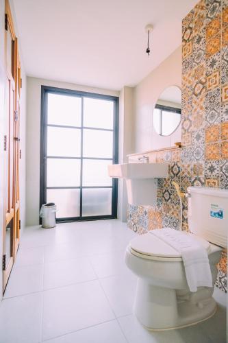 v1 room hotel