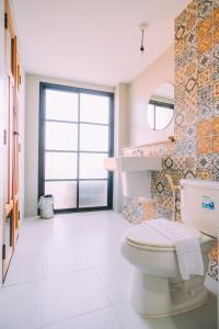 v1 room hotel