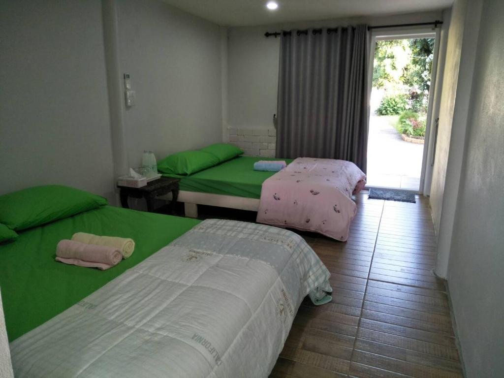 Oui Kaew Homestay,Phayao>>Mae Puem,2 star