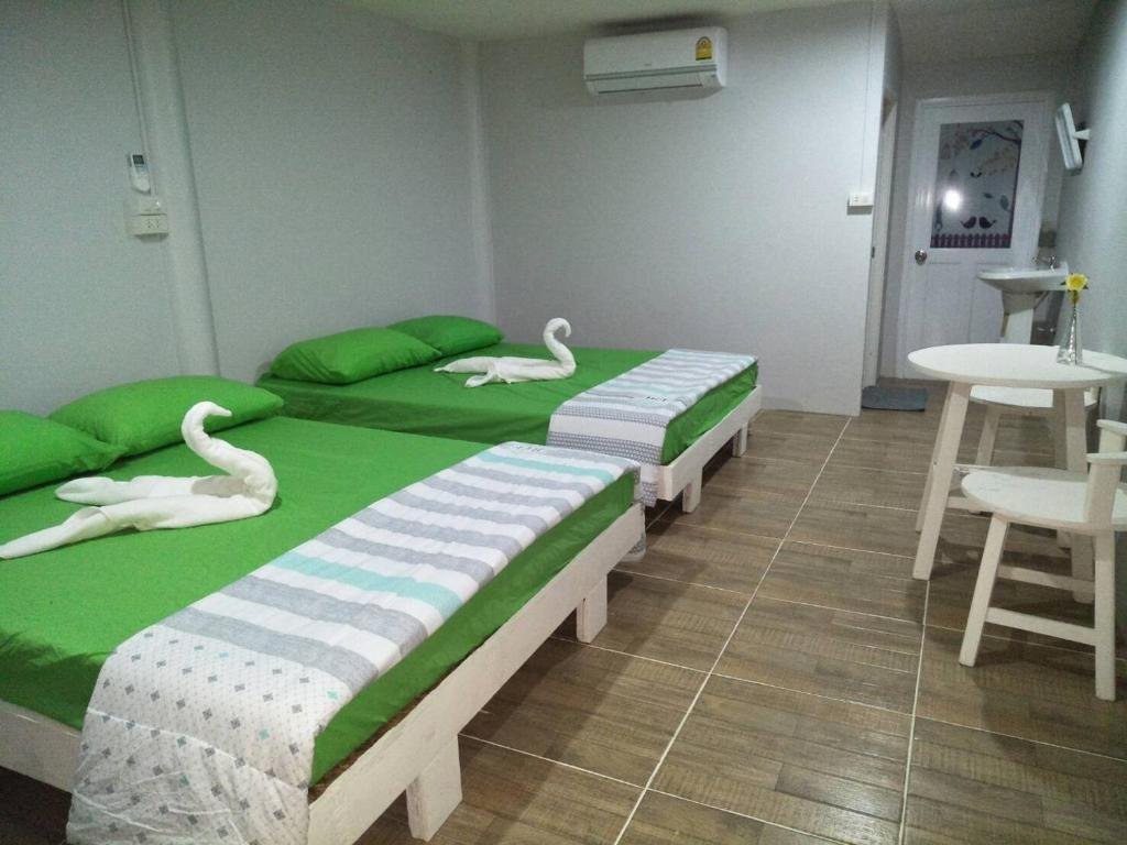 Oui Kaew Homestay,Phayao>>Mae Puem,2 star