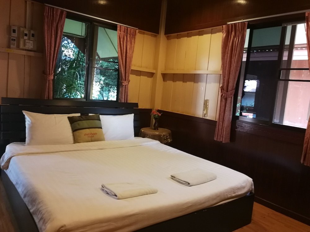 lan bua resort