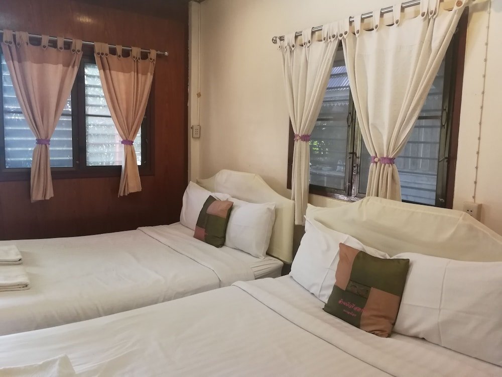 lan bua resort