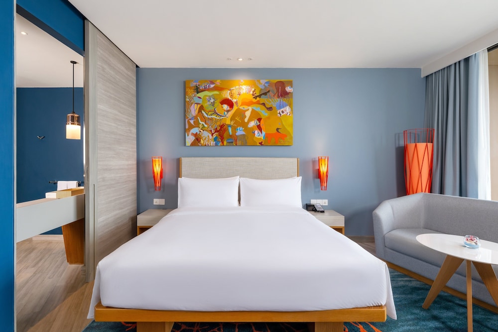 holiday inn resort vana nava hua hin by ihg
