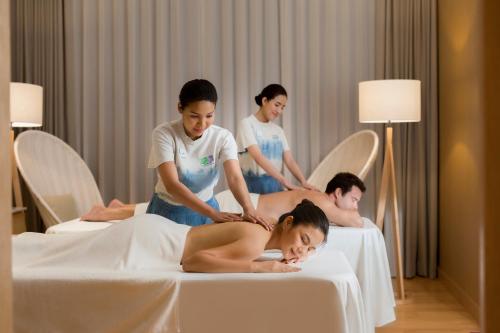 holiday inn resort vana nava hua hin by ihg