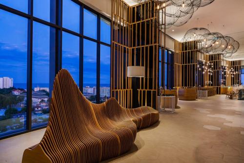 holiday inn resort vana nava hua hin by ihg