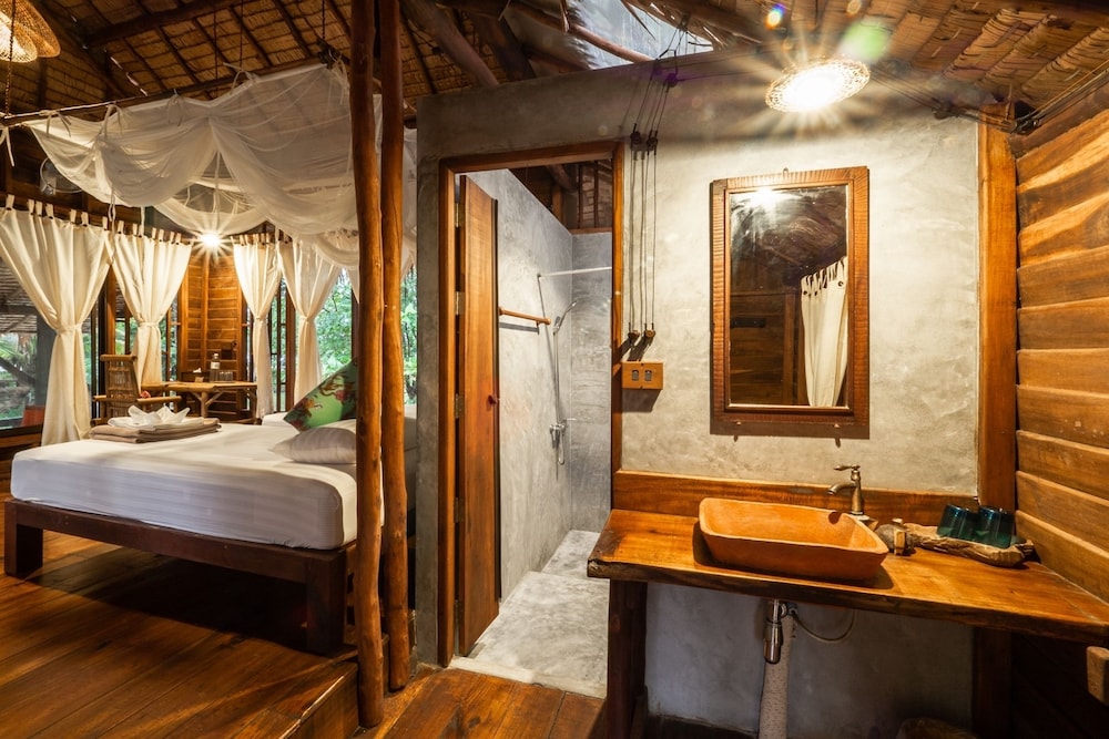 the moken eco village