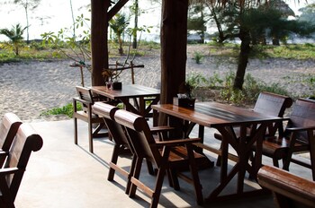 the moken eco village