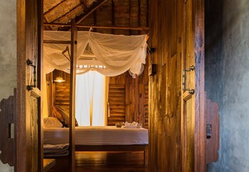 the moken eco village