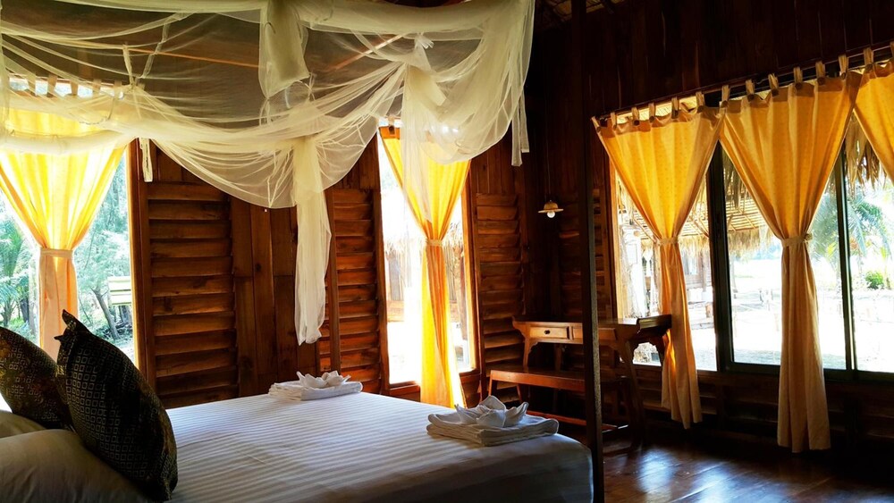 the moken eco village