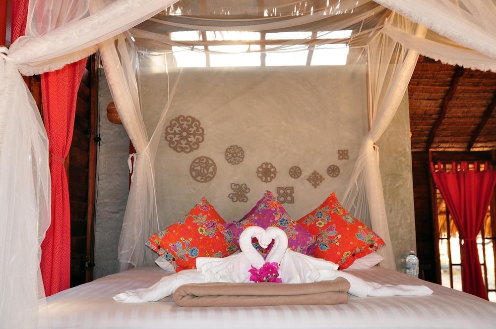 the moken eco village