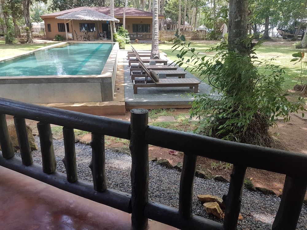 khao tong villa at melina