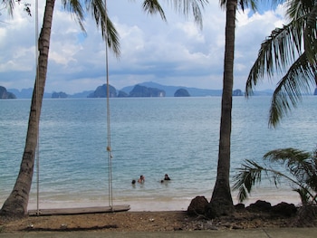 khao tong villa at melina