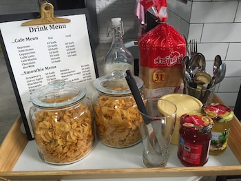 backpack station hostel