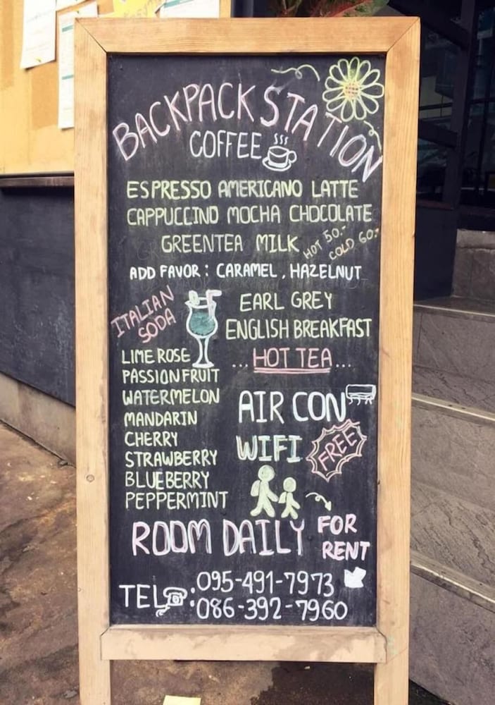 backpack station hostel