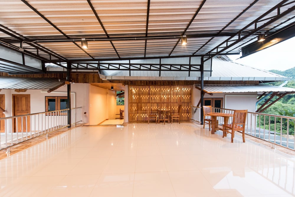 thong pha phum