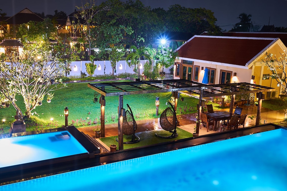 hueankhamhom resort